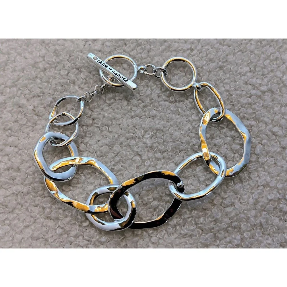 Chloe + Isabel Silver-Tone Hammered Oval Chain Link Toggle Bracelet w Dustbag